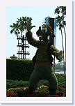 IMG_9599 * 2304 x 3456 * (3.9MB)